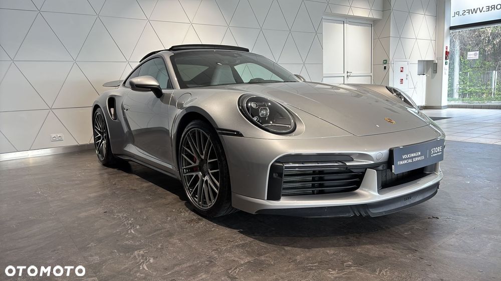 Porsche 911 Turbo - 8