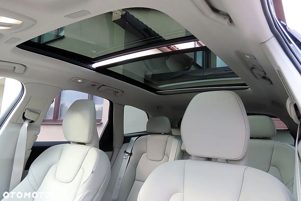 Volvo XC 60 B5 D AWD Geartronic Inscription - 27