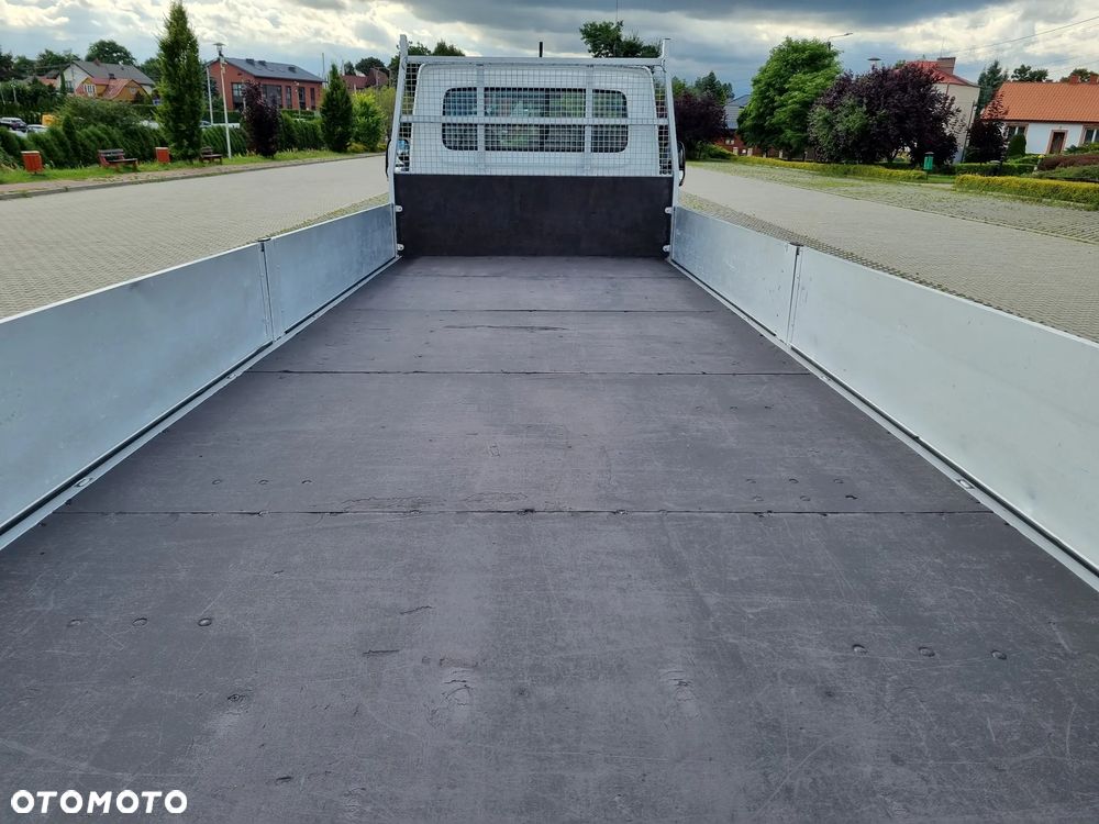 Iveco Daily 50C150 3.0 HPi 150KM 12-Palet Skrzynia dł 6.10 - 24