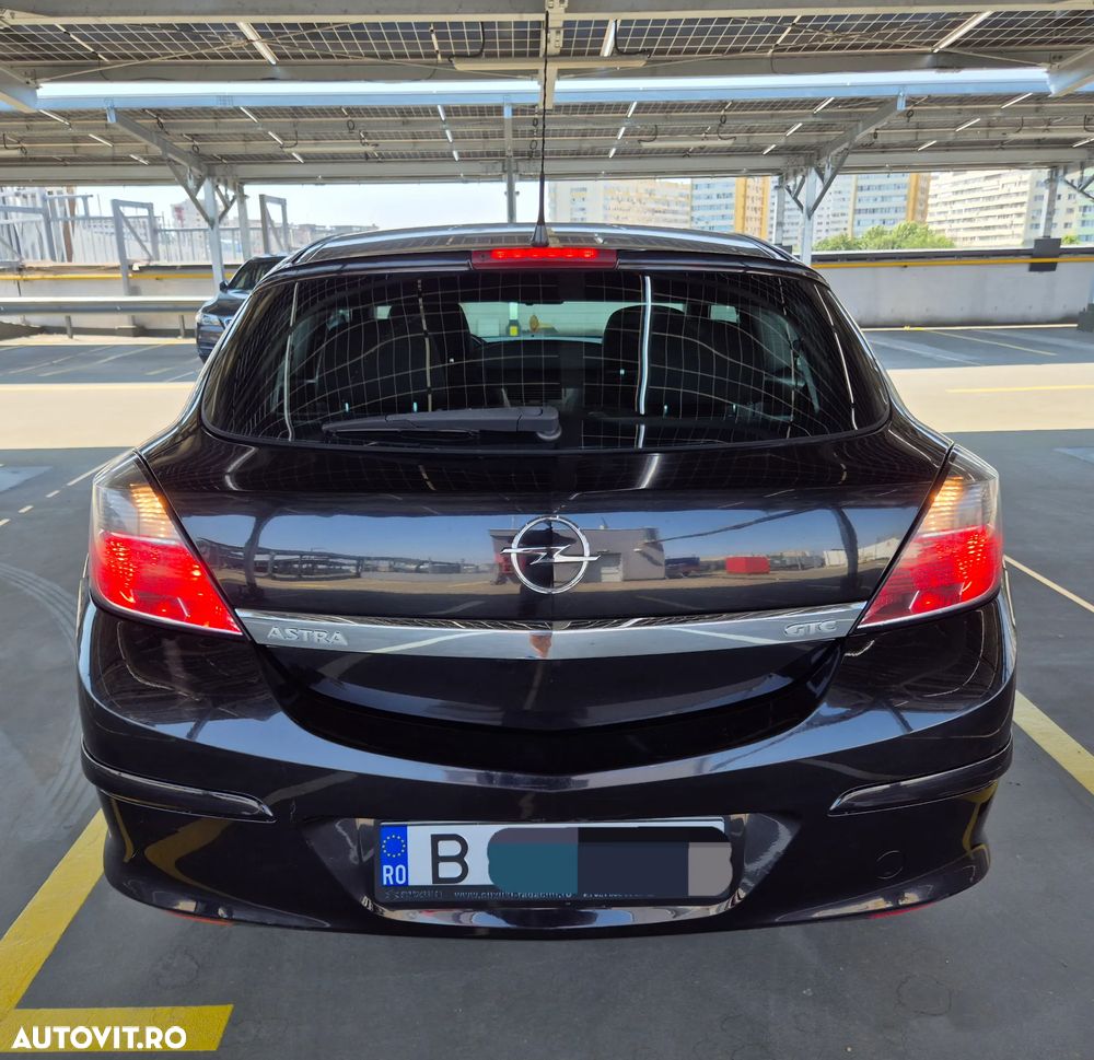 Opel Astra GTC 1.9 CDTI Sport - 9