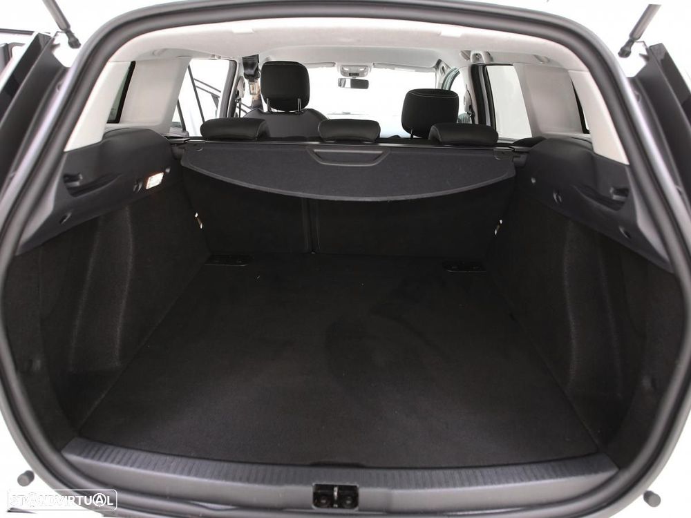 Renault Clio Sport Tourer - 13