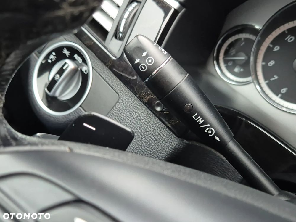 Mercedes-Benz Klasa E 200 CDI DPF BlueEFFICIENCY 7G-TRONIC Avantgarde - 13