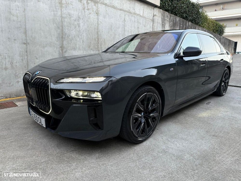 BMW i7 xDrive60 Pack Desportivo M Pro - 2