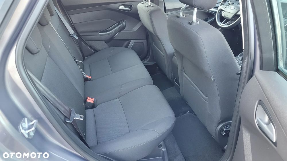 Ford Focus - 18