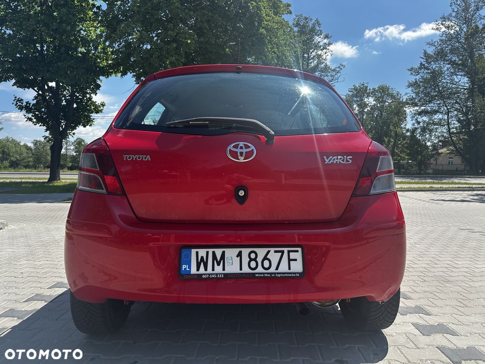 Toyota Yaris 1.33 Luna - 5