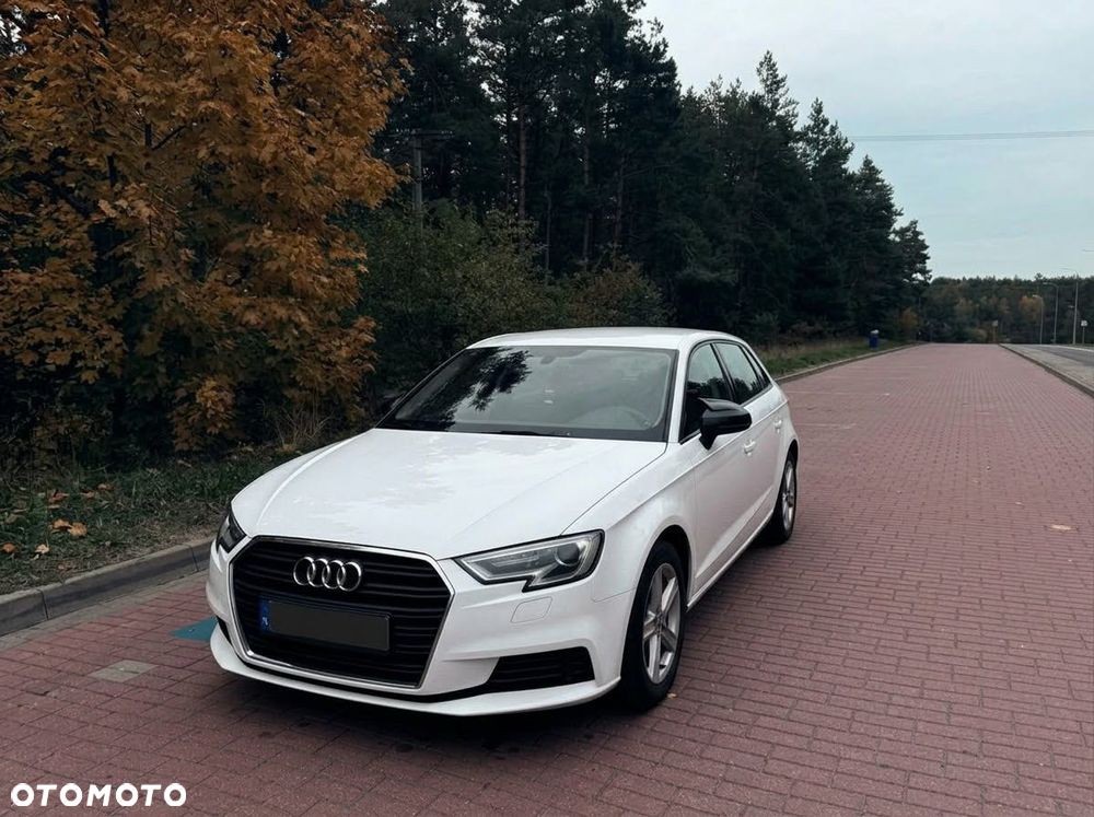 Audi A3 Sportback 2016 photo 2