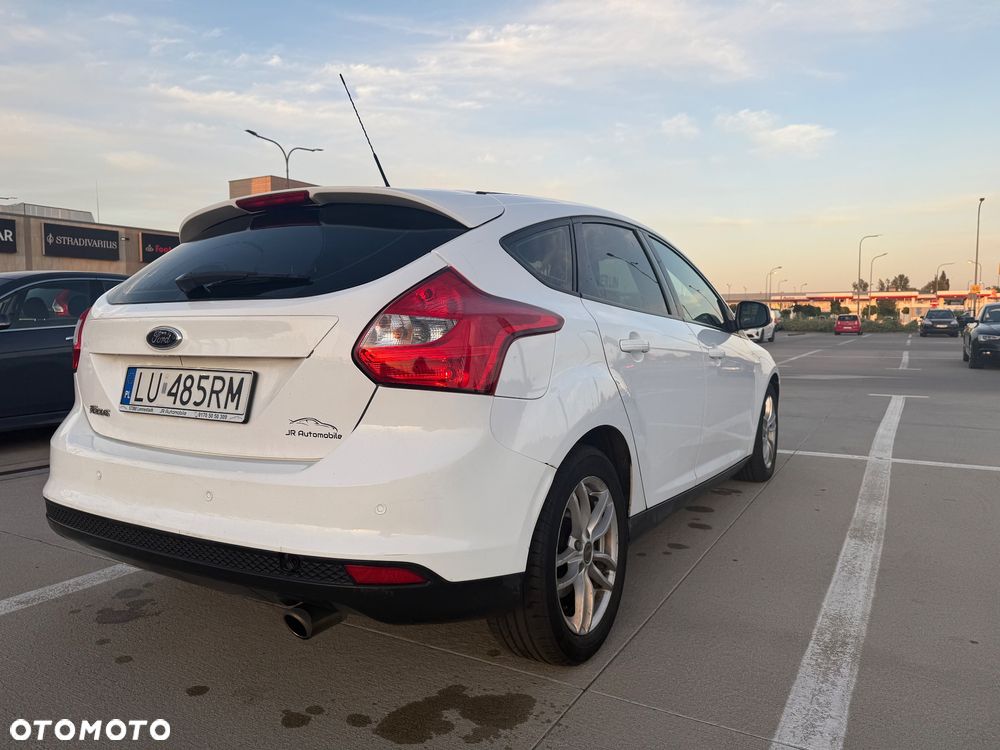 Ford Focus 1.6 EcoBoost Titanium - 4