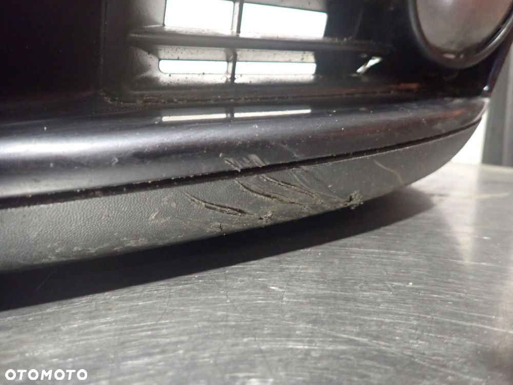 ZDERZAK PRZÓD VOLKSWAGEN GOLF V - 5