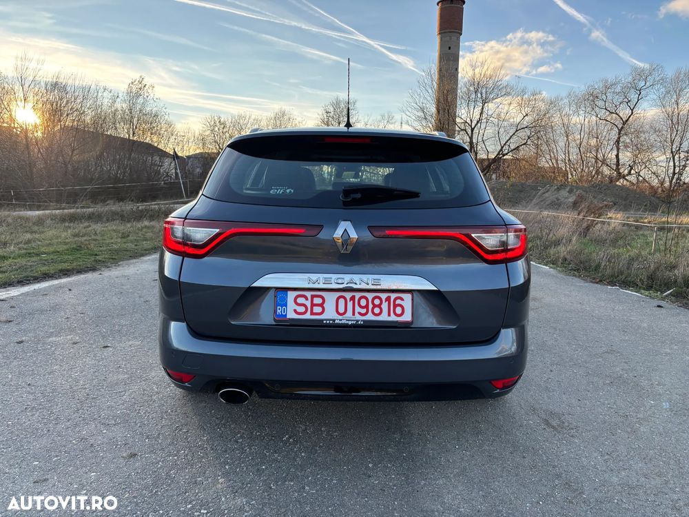 Renault Megane - 11