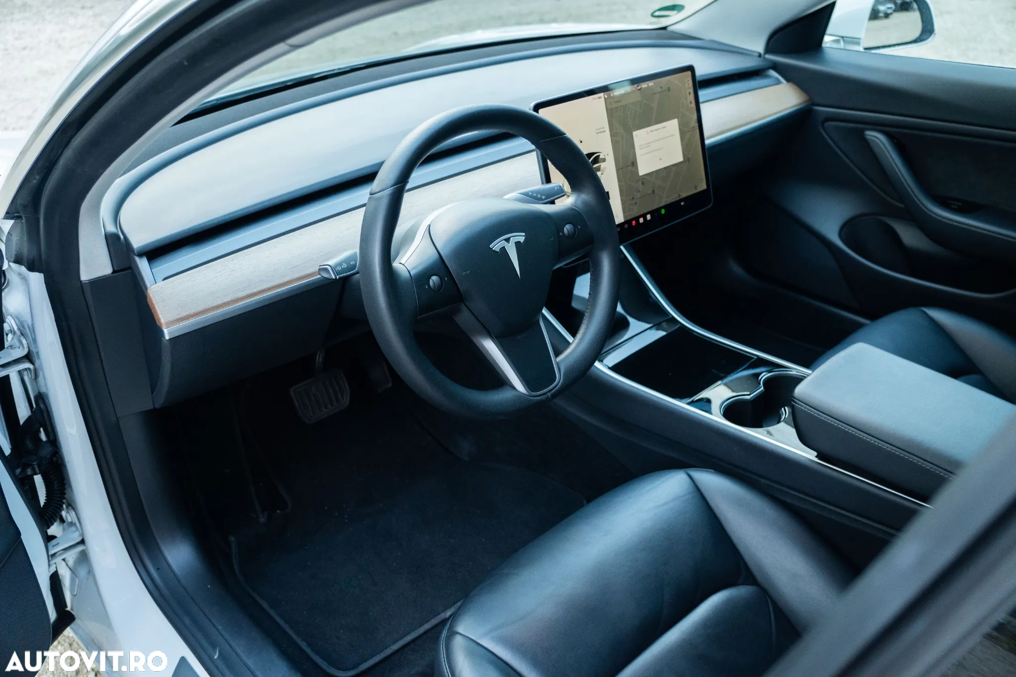 Tesla Model 3 Langstreckenbatterie Allradantrieb Dual Motor - 9