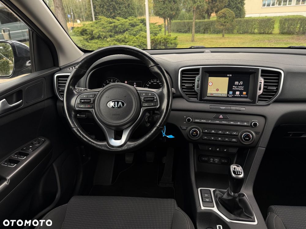 Kia Sportage 1.6 GDI 2WD Dream-Team Edition - 38