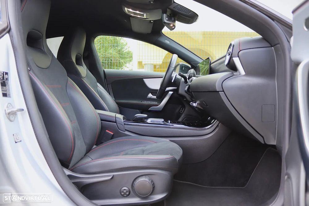 Mercedes-Benz CLA 250 e 8G-DCT AMG Line - 28