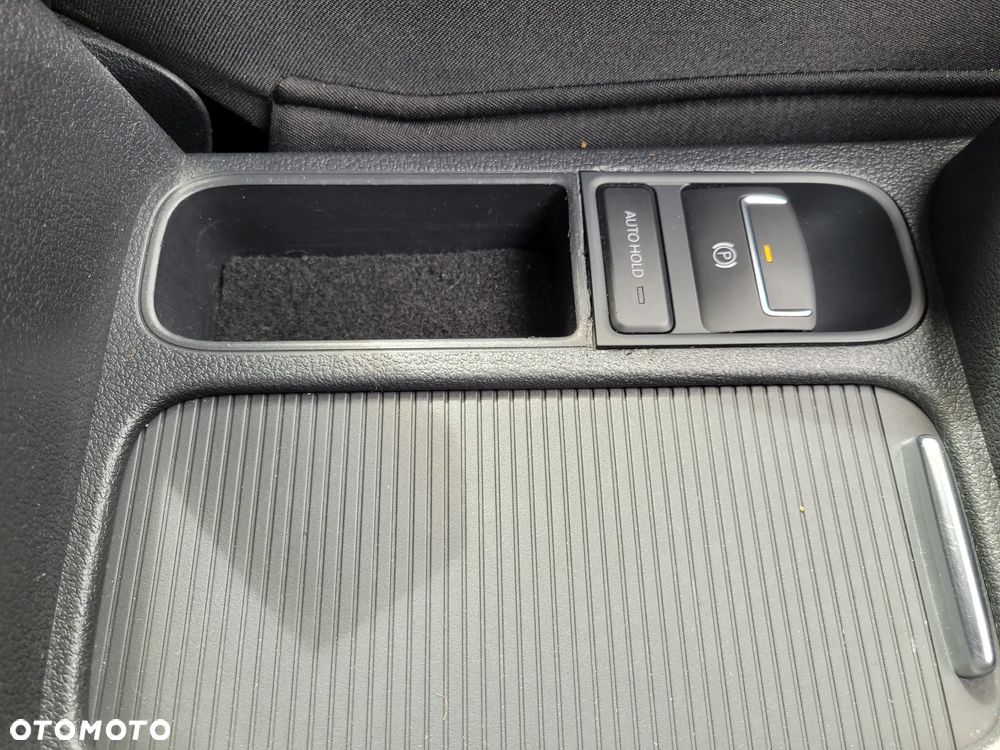 Volkswagen Tiguan 2.0 TDI DPF 4Motion Track & Style - 24