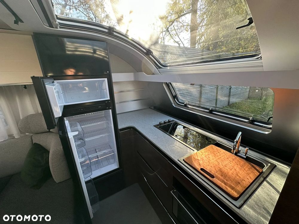 Adria ALPINA 663 HT - 9