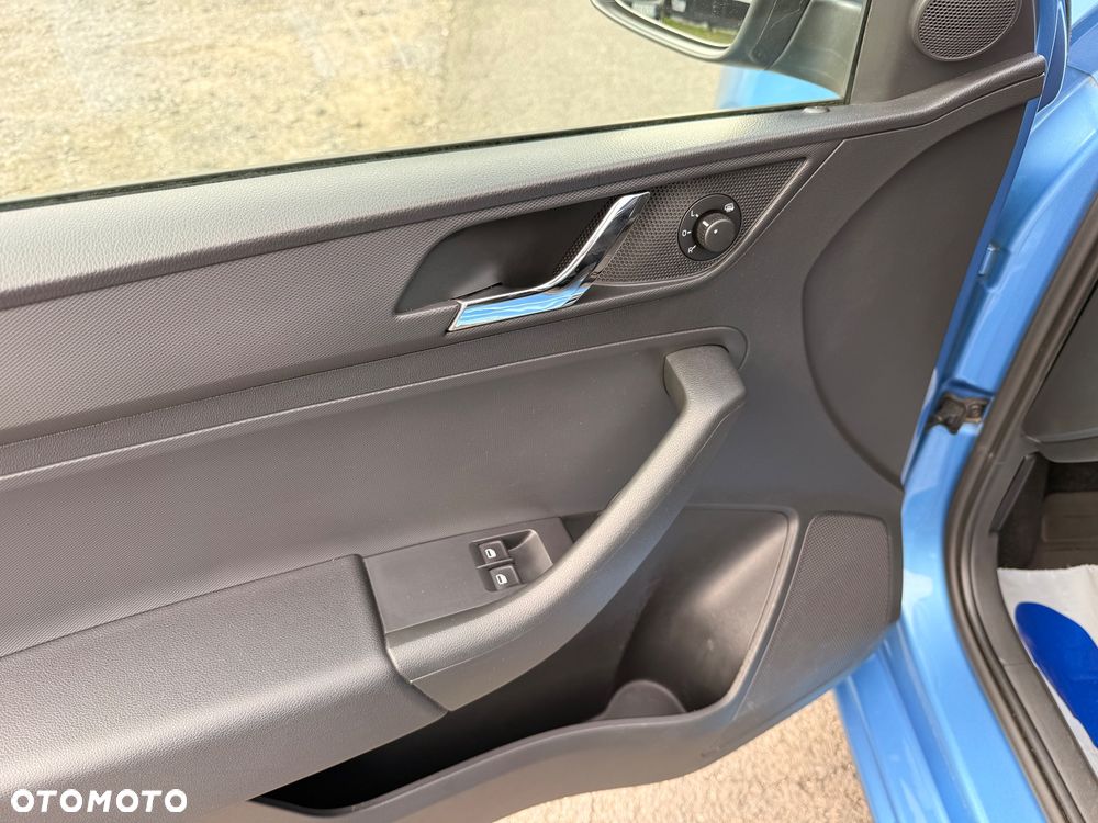 Skoda RAPID 1.2 TSI Elegance - 10