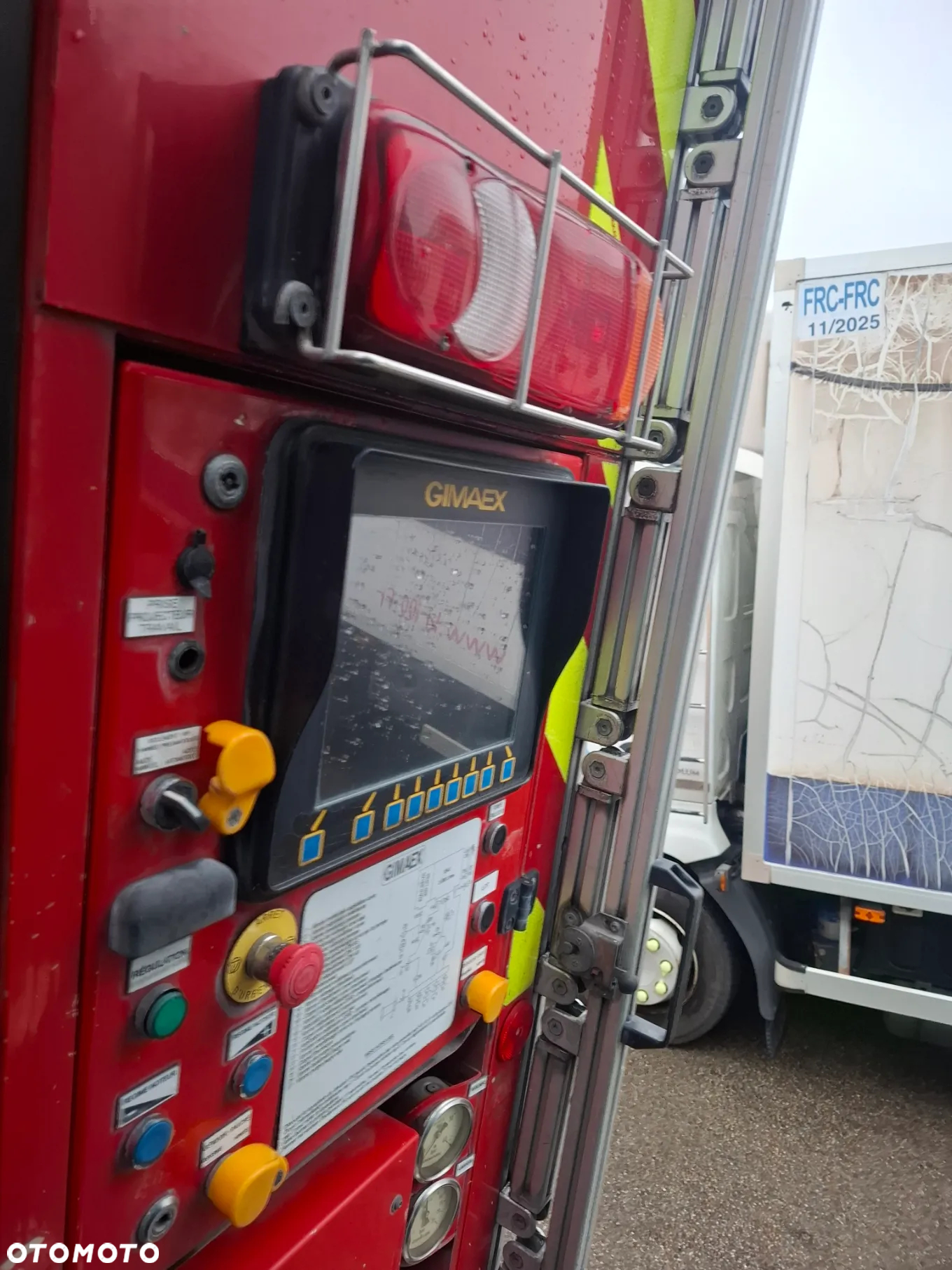 Renault MIDLUM 270 DXI - 9