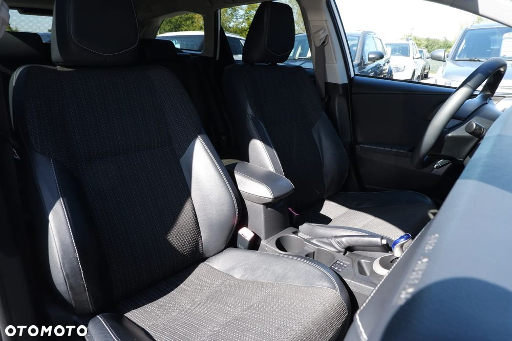 Toyota Auris - 9