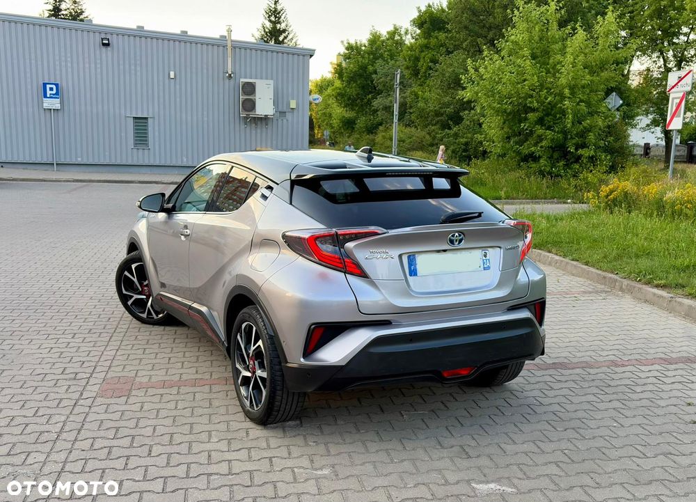 Toyota C-HR 1.8 Hybrid Neon Lime powered by JBL - 7