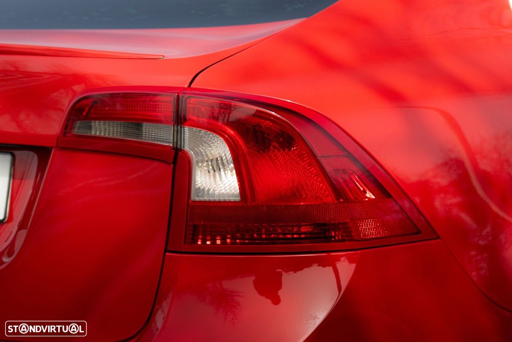 Volvo S60 1.6 D2 Drive Momentum Start/Stop - 35