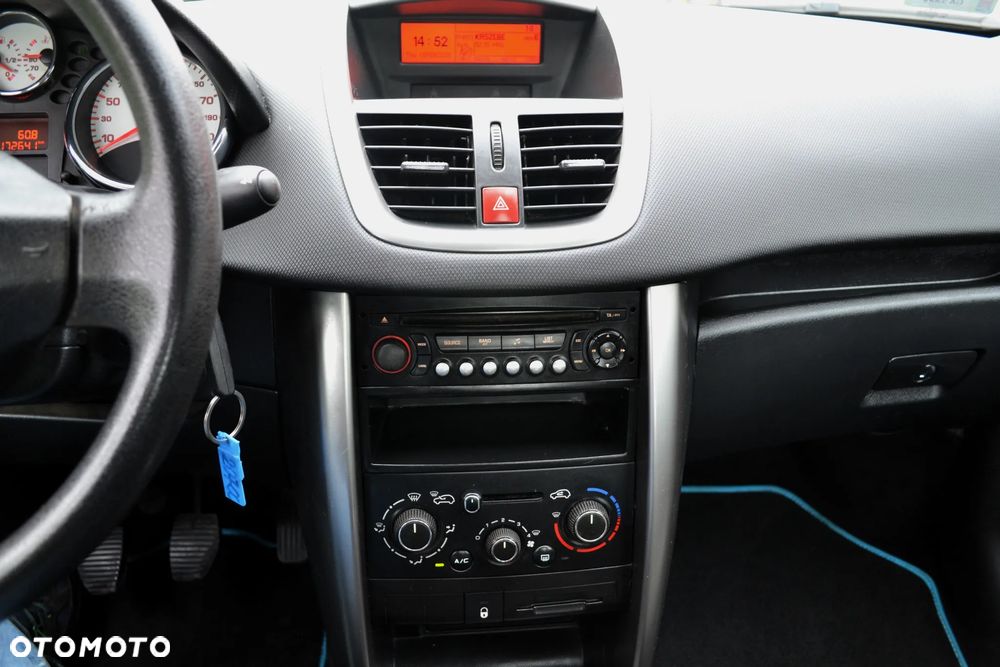 Peugeot 207 CC 1.6 Intense - 20