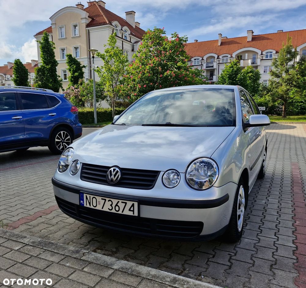 Volkswagen Polo 1.4 16V Comfortline - 2