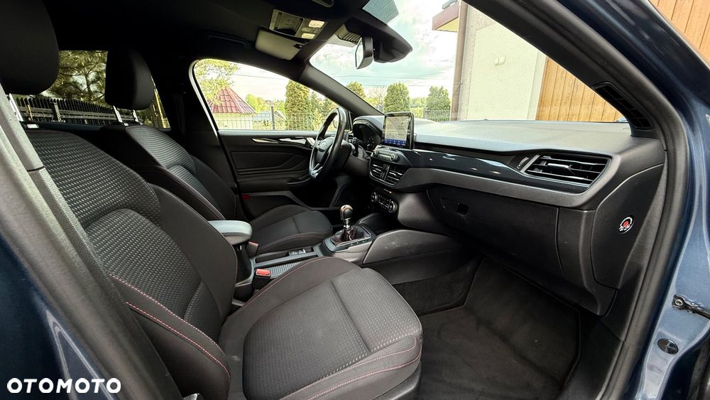 Ford Focus 1.5 EcoBoost STart-Stopp-System ST-LINE - 12