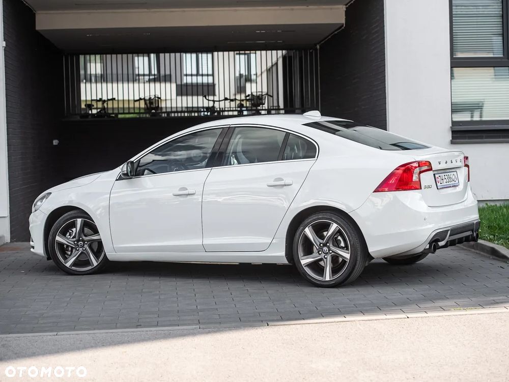 Volvo S60 T5 RDesign - 10