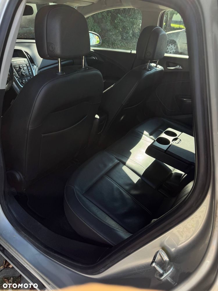 Opel Astra 1.4 Turbo - 28