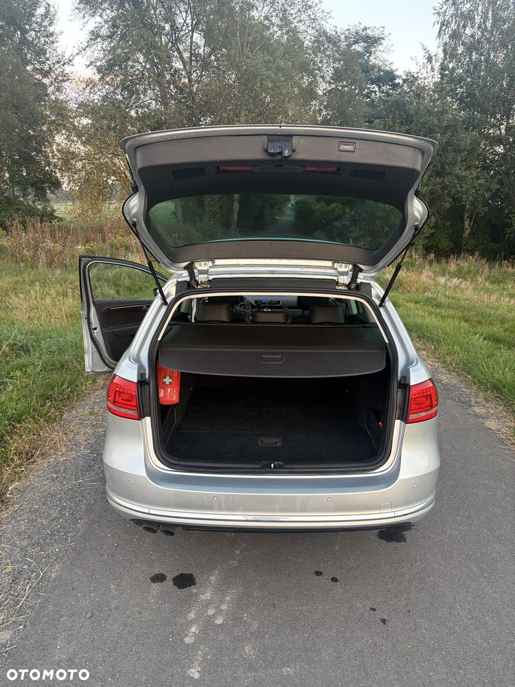 Volkswagen Passat - 7