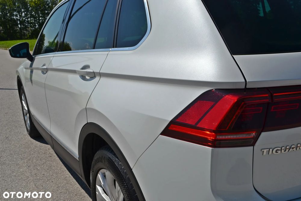 Volkswagen Tiguan - 11