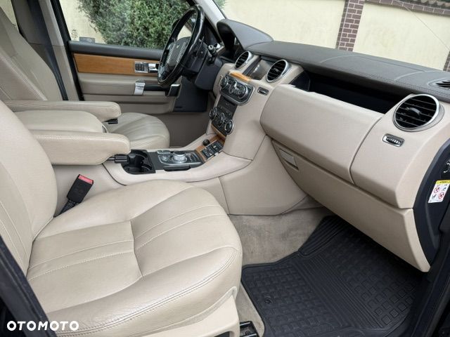 Land Rover Discovery - 24