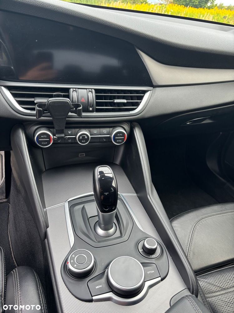 Alfa Romeo Giulia 2.0 Turbo Veloce - 20
