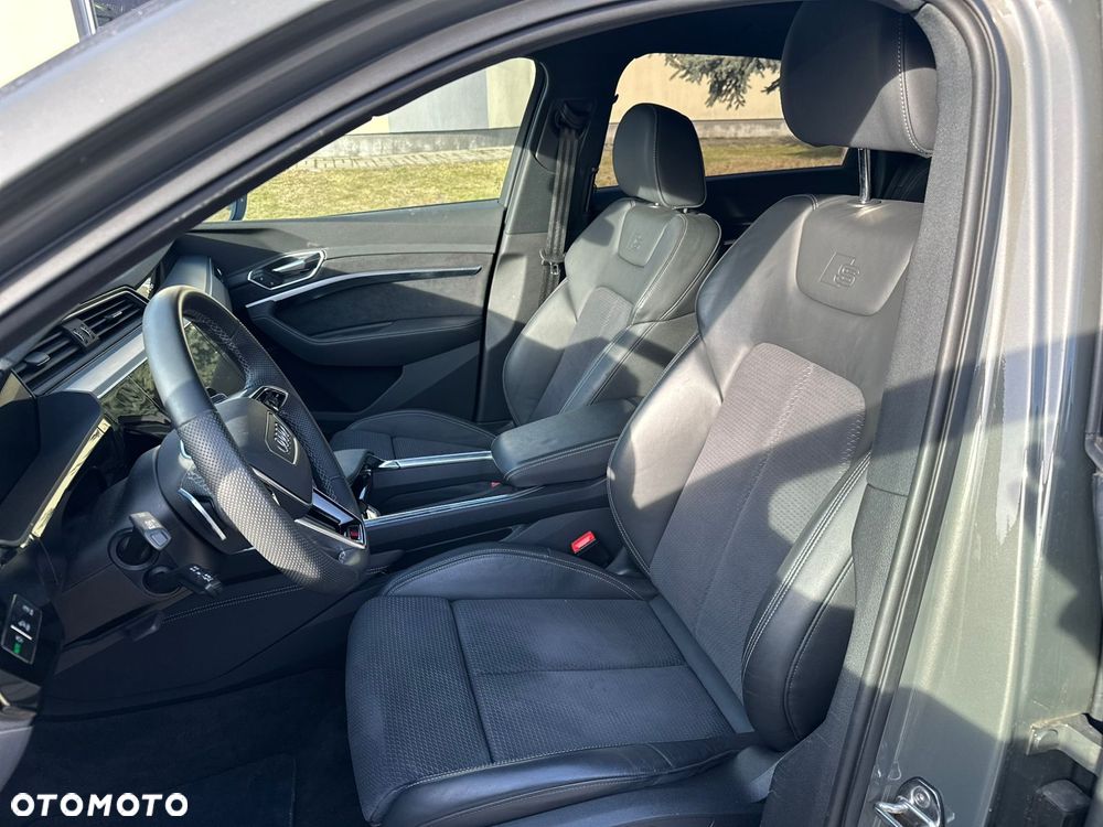 Audi Q8 Sportback e-tron - 14