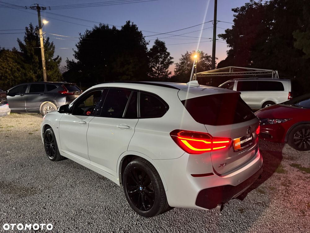 BMW X1 xDrive20i M Sport - 37