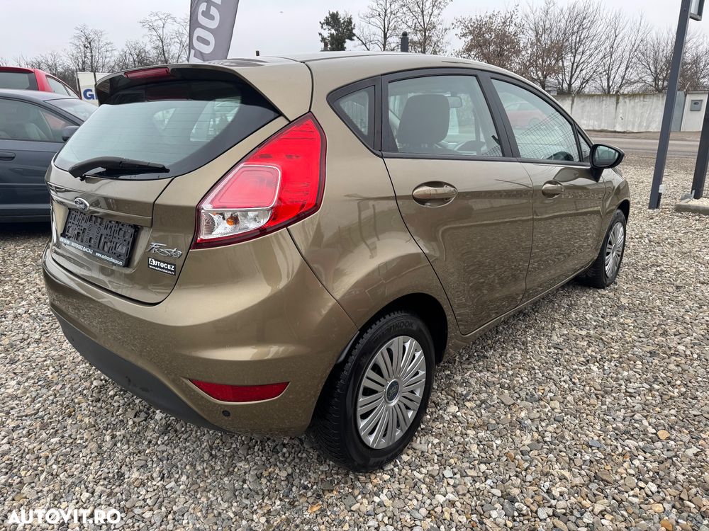 Ford Fiesta - 6