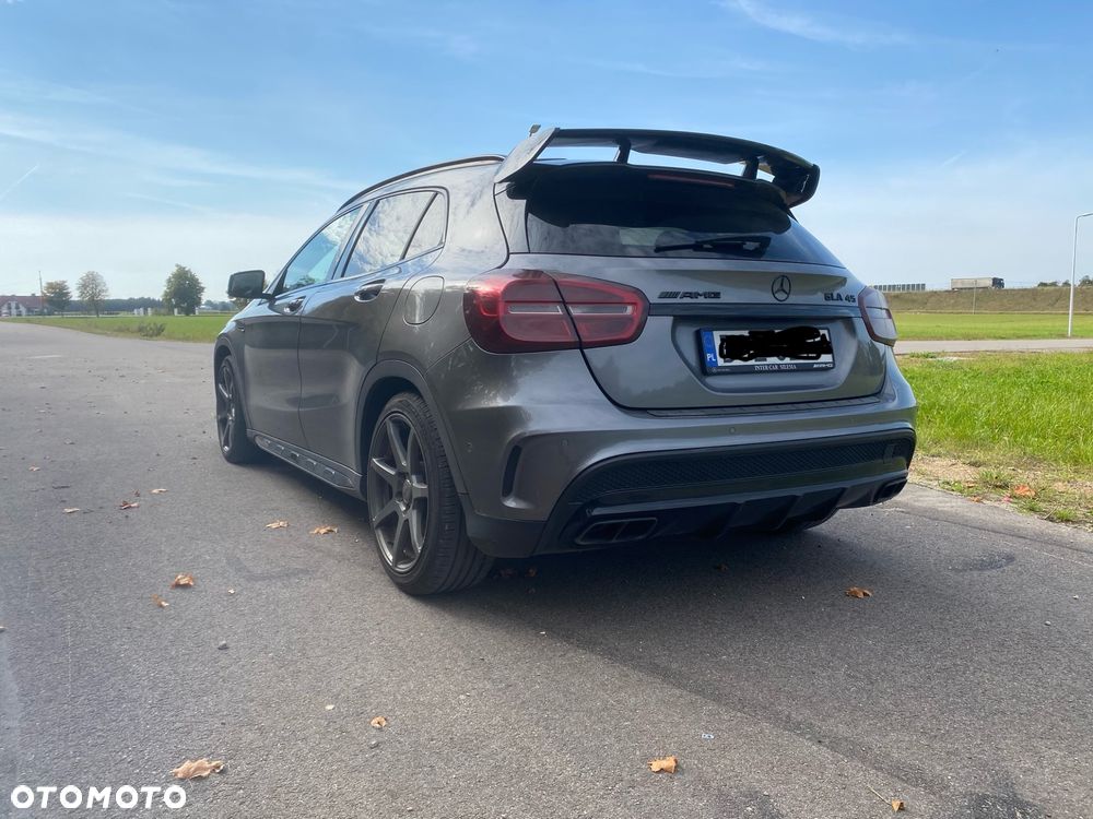 Mercedes-Benz GLA AMG 45 4-Matic - 8