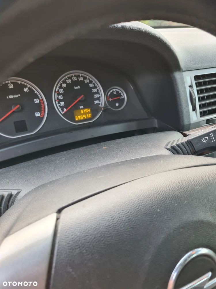 Opel Vectra - 8