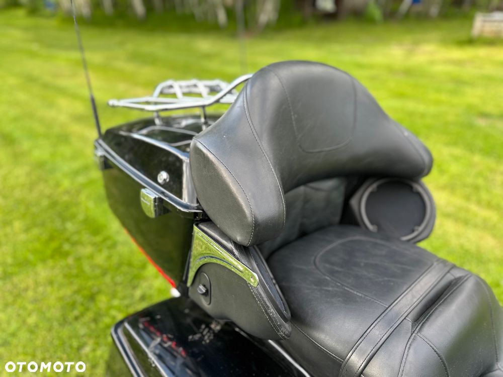 Harley-Davidson Touring Road Glide - 28