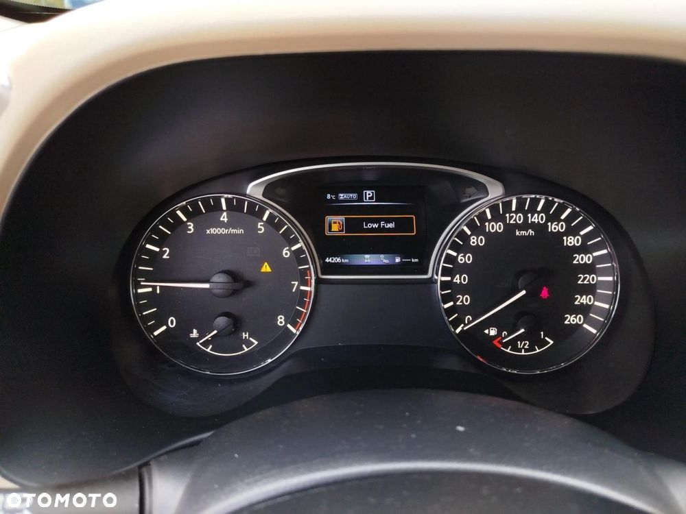 Nissan Pathfinder - 14