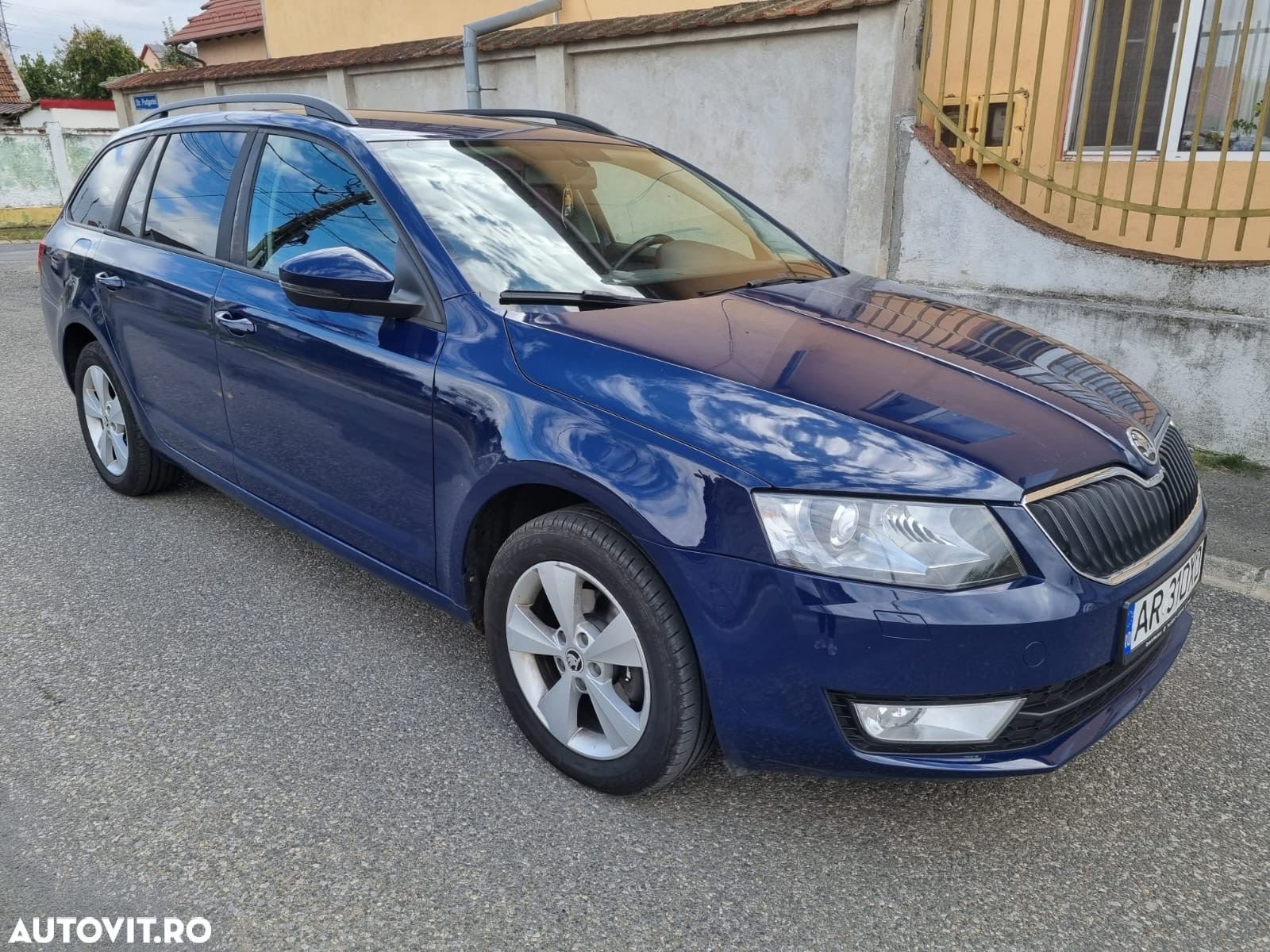Skoda Octavia 1.6 TDI DSG Ambition - 15