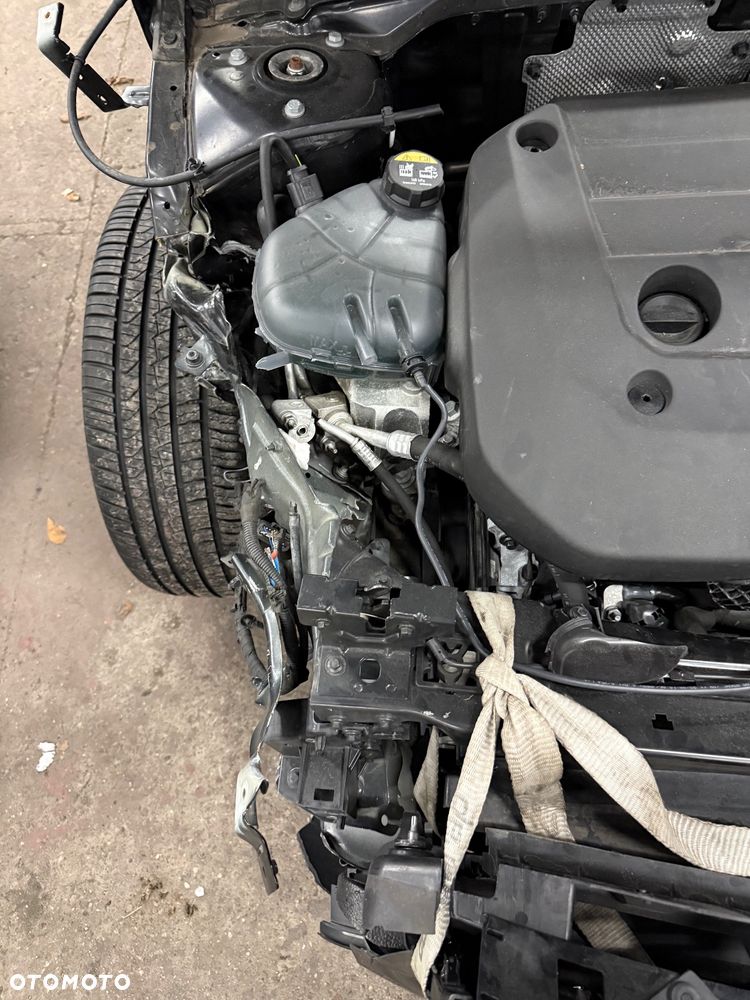 Volvo XC 40 B5 AWD Ultimate Dark - 14