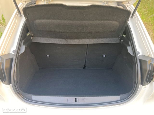 Peugeot 208 1.5 BlueHDi Active Pack - 28