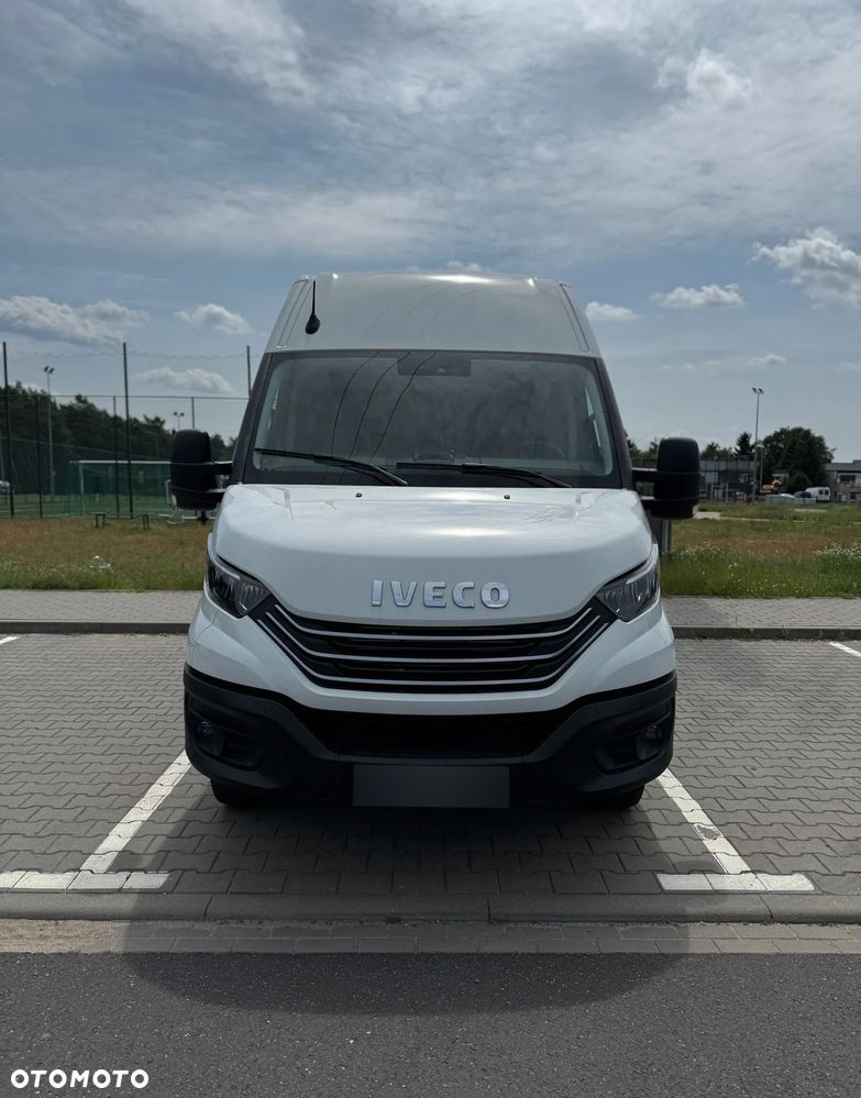 Iveco DAILY - 1