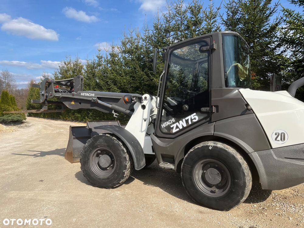Hitachi ŁADOWARKA HITACHI ZW75 szybkozłącze hydr. Łyżka widły Cat 906 907 908 Deutz Volvo Liebherr Zw 75 5ton szybka jazda! MECALAC Jcb - 3