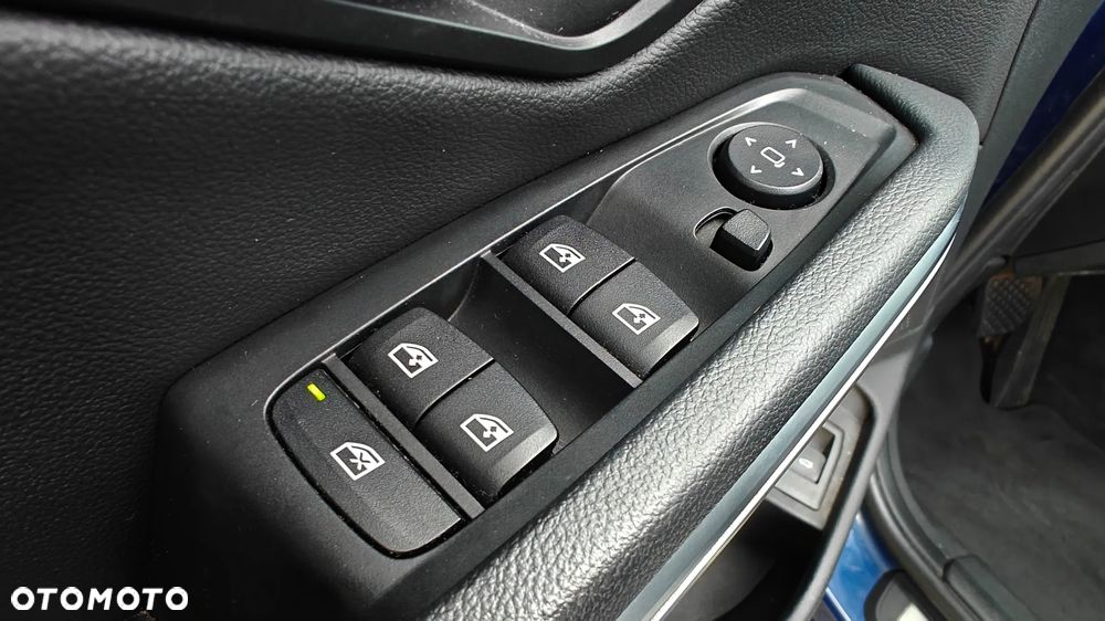 BMW Seria 3 320d Sport Line Shadow - 19