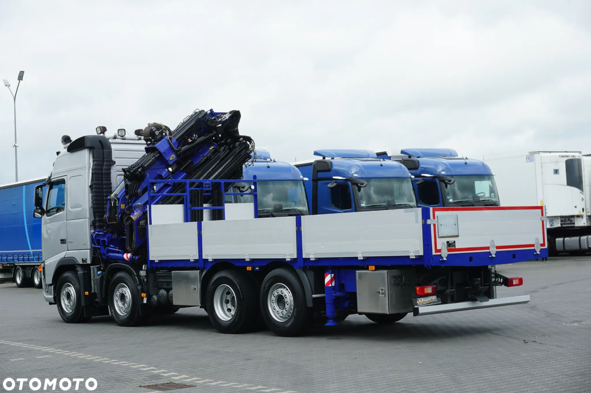 Volvo / FH / 520 / 8 X 2 / SKRZYNIOWY + HDS / PM 85 SP + JIB J 1204 / WYSIĘG 31,9 M - 8