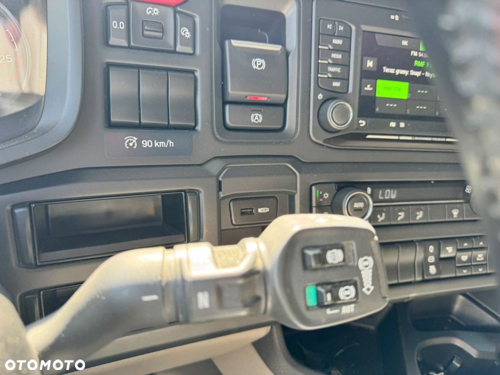 Scania R 460 A4x2NA - 11
