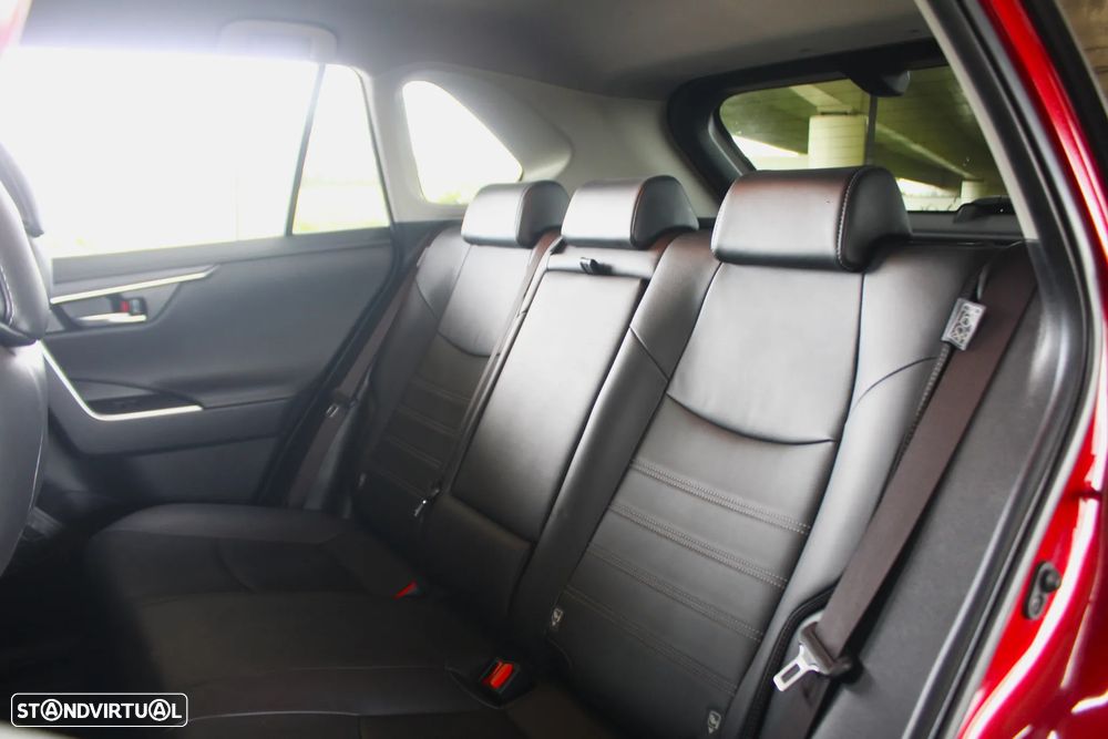 Toyota RAV4 2.5 HDF Lounge - 33