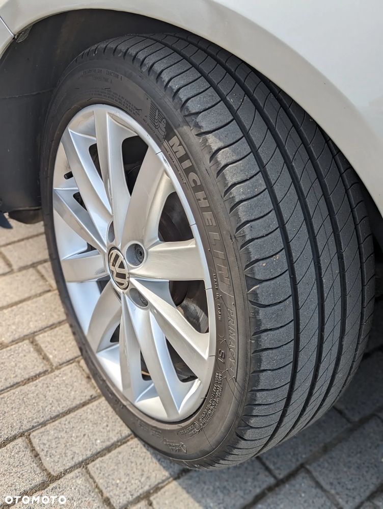 Volkswagen Golf Plus 2.0 TDI DPF Highline - 14