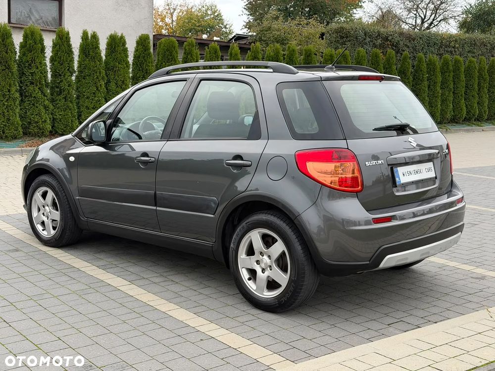 Suzuki Sx4 2010 photo 4